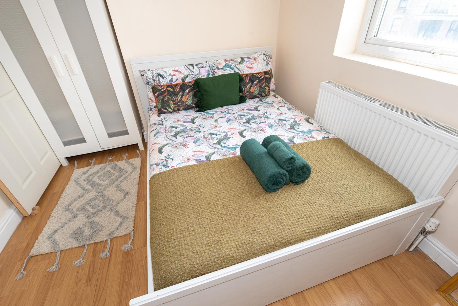 Apartment Lovely 3 Bedroom Flat , Aldgate, Tower Hill, Whitechapel *