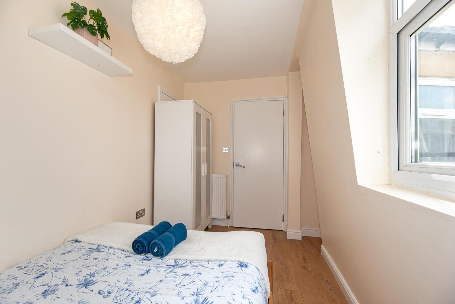 Lovely 3 Bedroom Flat , Aldgate, Tower Hill, Whitechapel * London