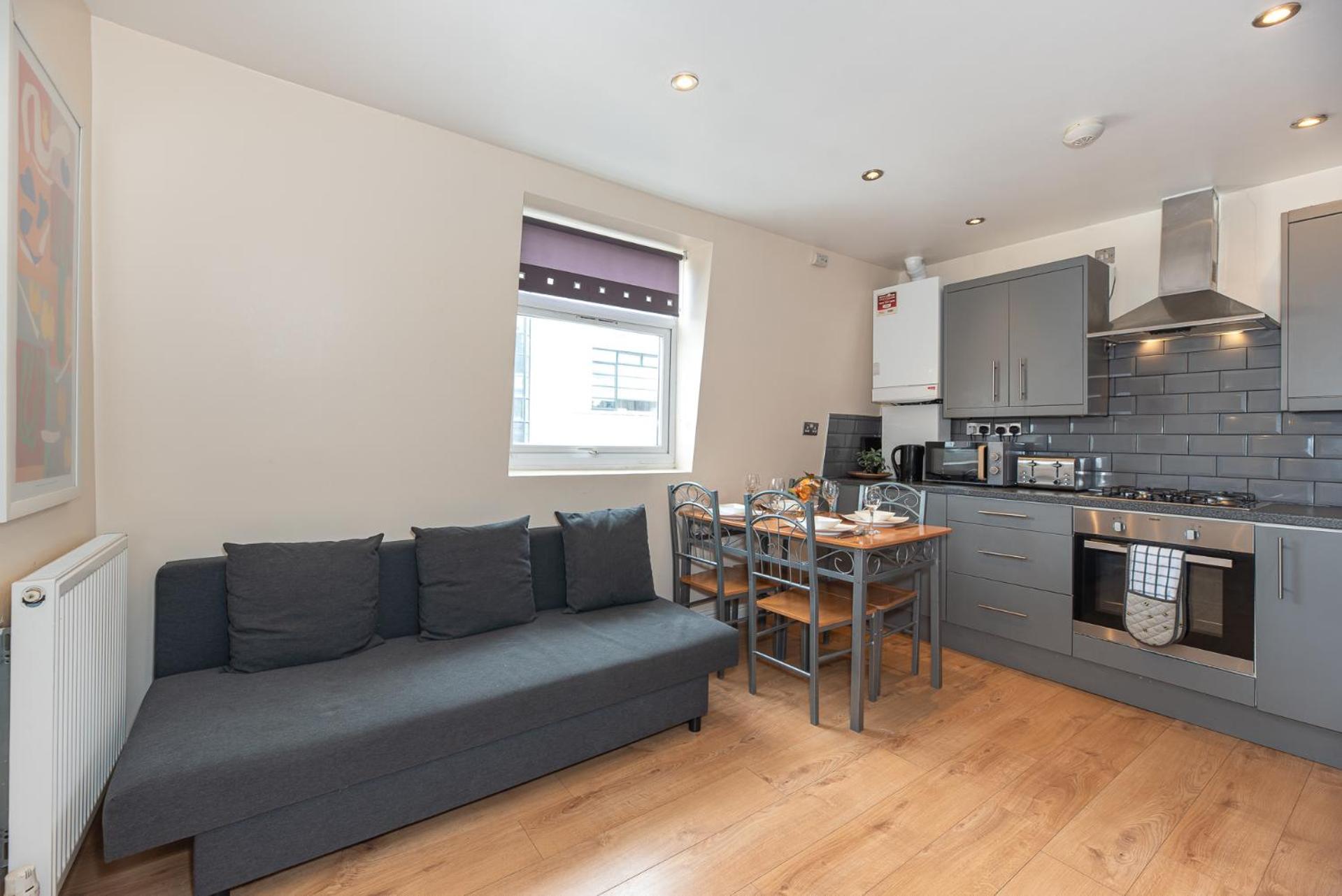Apartment Lovely 3 Bedroom Flat , Aldgate, Tower Hill, Whitechapel